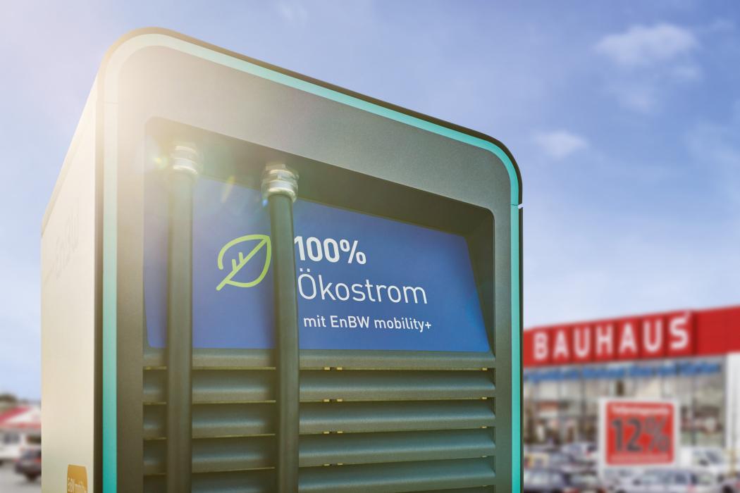 Aufbau am Baumarkt: Mit Bauhaus gemeinsam will Energieversorger EnBW das HPC-Ladenetz an 106 Handelsstandorten erweitern. | Foto: EnBW