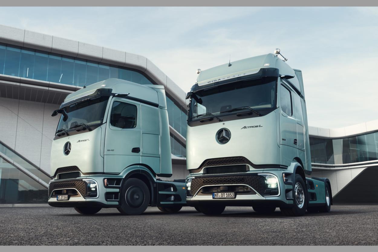 Ohne Ecken, Kanten und Spalte: Den Actros L ziert ab sofort die neue &amp;quot;Pro Cabin&amp;quot; wie sie bereits die eActrosen tragen. Foto: MB Trucks