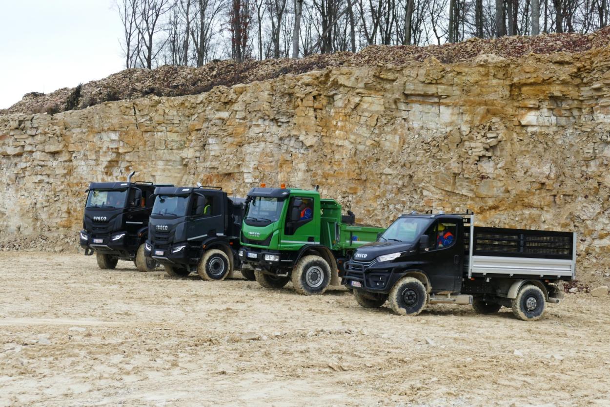 Vom 4x4 Daily bis zum 8x8 T-Way: Iveco kann eine komplette Range an Baufahrzeugen anbieten. Von ganz leicht mit 3,5 Tonnen Gesamtgewicht bis zum Allrad-Vierachser mit 32 Tonnen Straßengewicht und deutlich mehr für die Grube. 